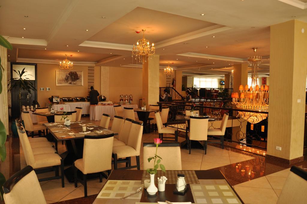 Ambassador Hotel Addis-Abeba Extérieur photo