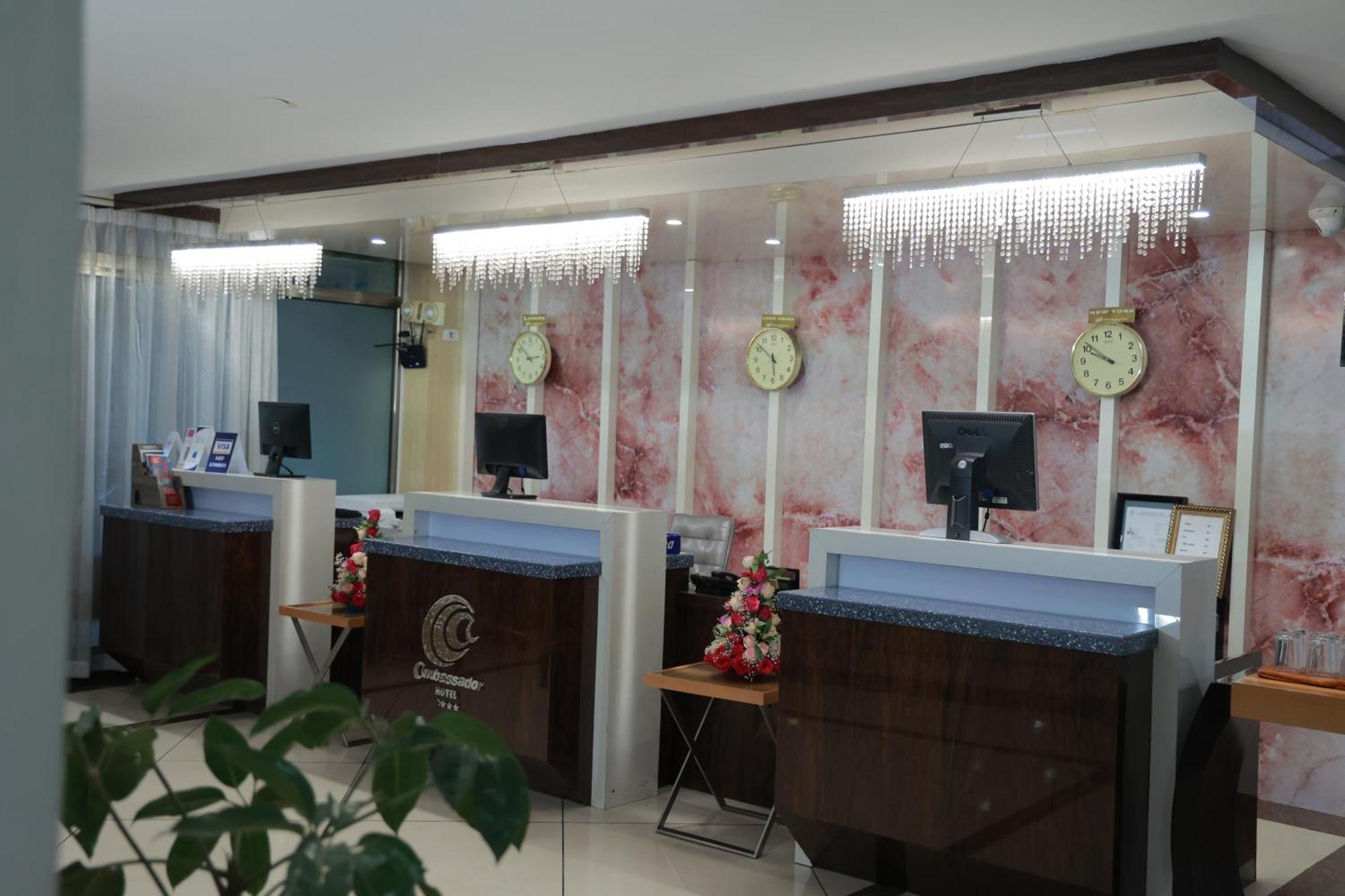Ambassador Hotel Addis-Abeba Extérieur photo
