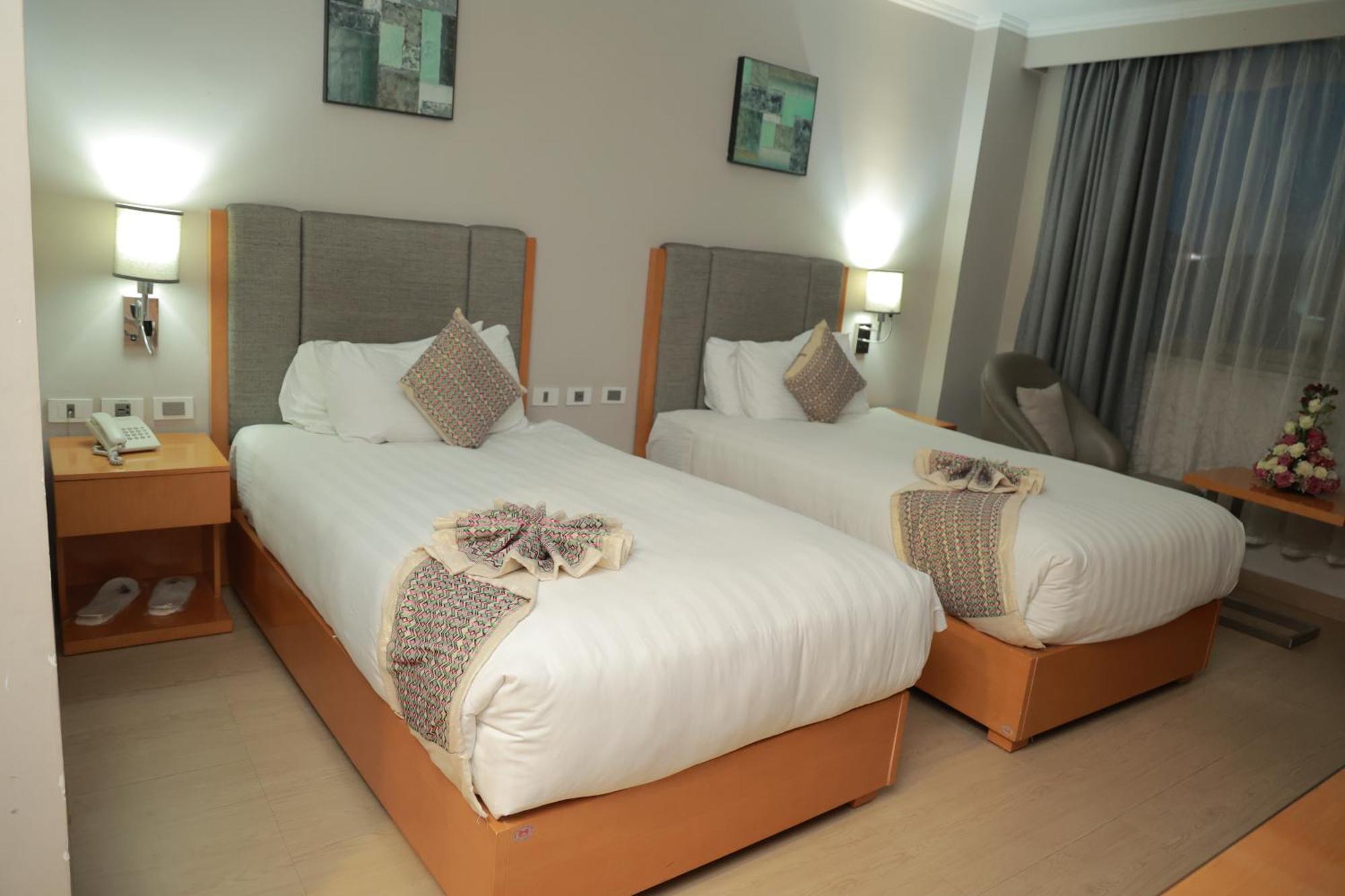 Ambassador Hotel Addis-Abeba Extérieur photo